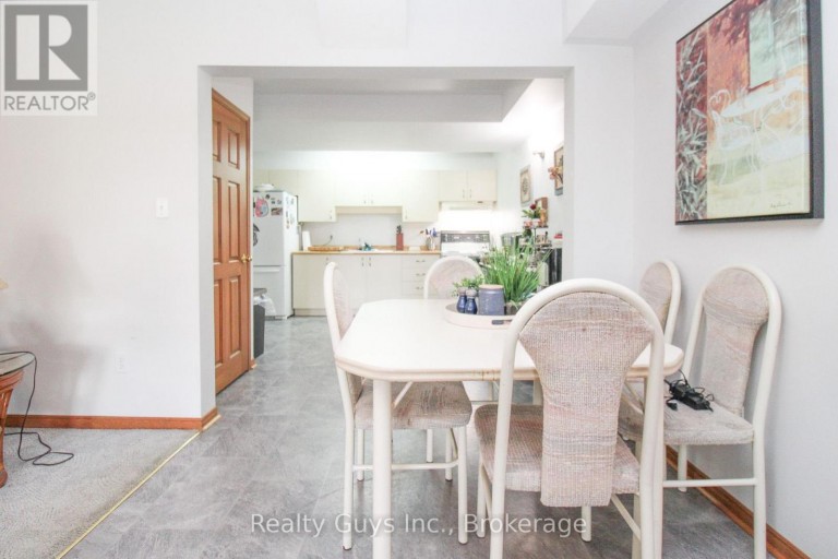668 BREALEY DRIVE, Peterborough (Otonabee Ward 1), Ontario, K9K2M7