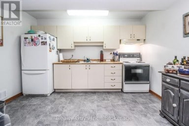 668 BREALEY DRIVE Peterborough (Otonabee Ward 1) Ontario photo 36