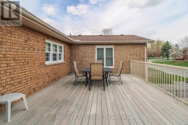 668 BREALEY DRIVE Peterborough (Otonabee Ward 1) Ontario photo 4