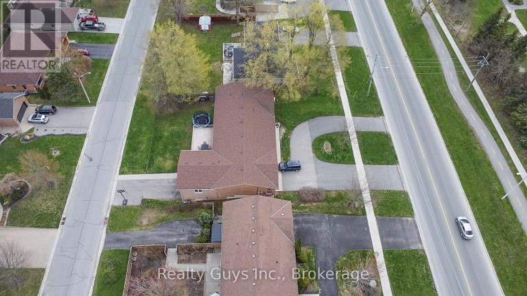 668 BREALEY DRIVE, Peterborough (Otonabee Ward 1), Ontario, K9K2M7