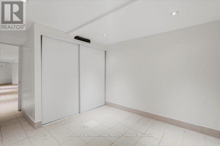 LOWER UNIT - 33 ROSE AVENUE, Toronto (Cabbagetown-South St. James Town), Ontario, M4X1N7