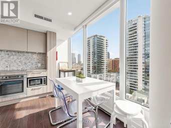 1716 - 85 WOOD STREET Toronto (Church-Yonge Corridor) Ontario photo 18