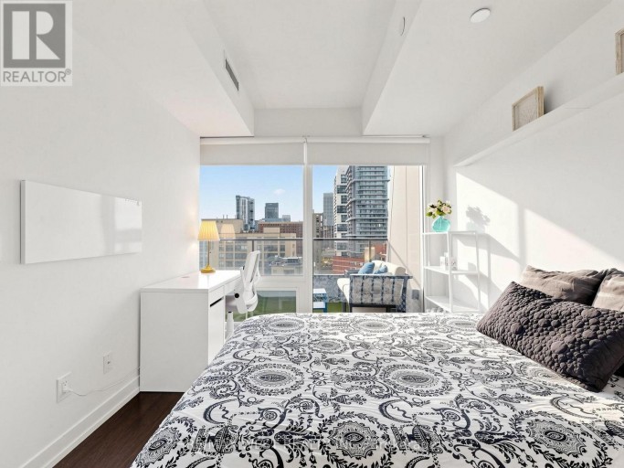 1716 - 85 WOOD STREET, Toronto (Church-Yonge Corridor), Ontario, M4Y0E8