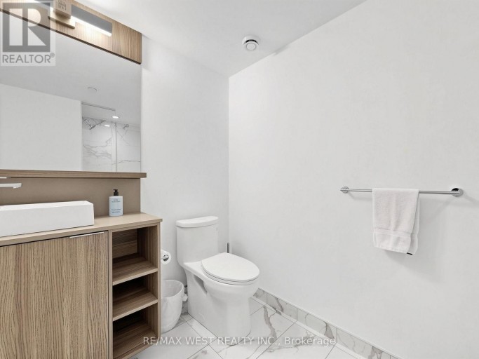 1716 - 85 WOOD STREET, Toronto (Church-Yonge Corridor), Ontario, M4Y0E8