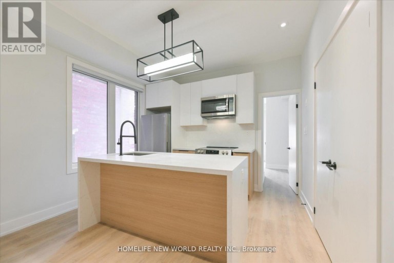 MAIN - 995 DUFFERIN DUFFERIN STREET, Toronto (Dufferin Grove), Ontario, M6H4B2