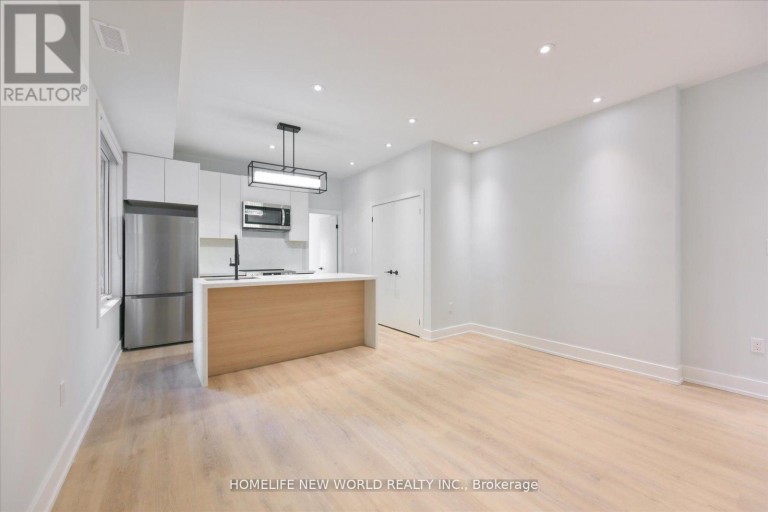 MAIN - 995 DUFFERIN DUFFERIN STREET, Toronto (Dufferin Grove), Ontario, M6H4B2