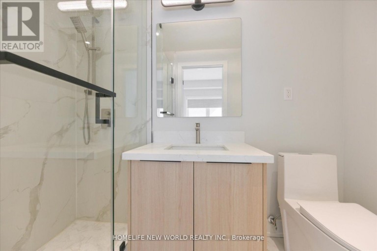 MAIN - 995 DUFFERIN DUFFERIN STREET, Toronto (Dufferin Grove), Ontario, M6H4B2