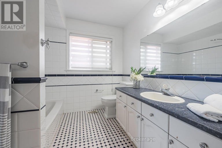 5859 RIVERSIDE PLACE, Mississauga (East Credit), Ontario, L5M4X1