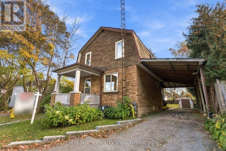 5 GRANTS LANE, Clarington (Bowmanville), Ontario, L1C2Y4