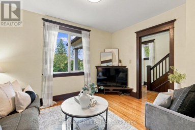 5 GRANTS LANE Clarington (Bowmanville) Ontario photo 8