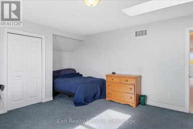 836 HAYES LINE Kawartha Lakes (Omemee) Ontario photo 18