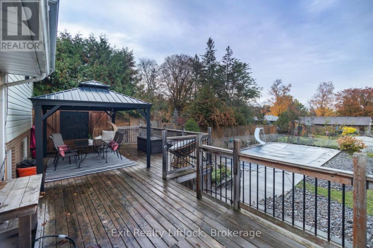 26 BEECHWOOD DRIVE, Peterborough (Monaghan Ward 2), Ontario, K9J1M4