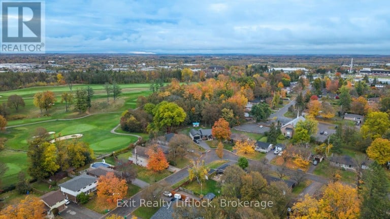 26 BEECHWOOD DRIVE, Peterborough (Monaghan Ward 2), Ontario, K9J1M4