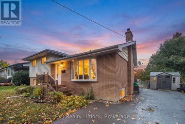 26 BEECHWOOD DRIVE Peterborough (Monaghan Ward 2) Ontario photo 3