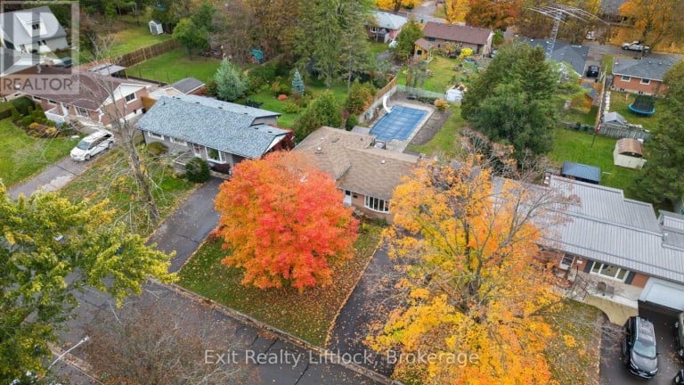 26 BEECHWOOD DRIVE, Peterborough (Monaghan Ward 2), Ontario, K9J1M4