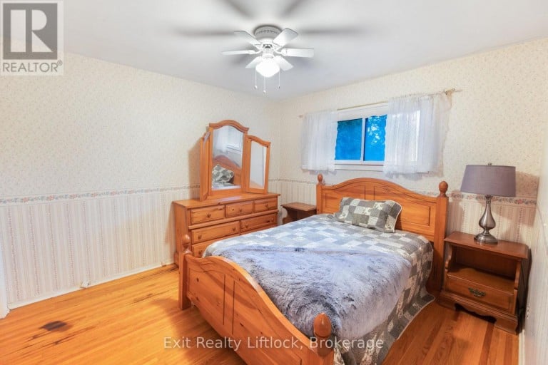 26 BEECHWOOD DRIVE, Peterborough (Monaghan Ward 2), Ontario, K9J1M4