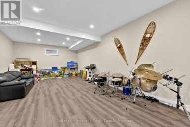 9417 91 COUNTY ROAD Clearview Ontario photo 38