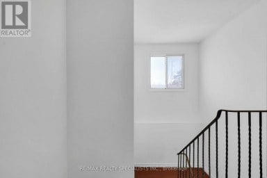 11 - 3525 BRANDON GATE DRIVE Mississauga (Malton) Ontario photo 12