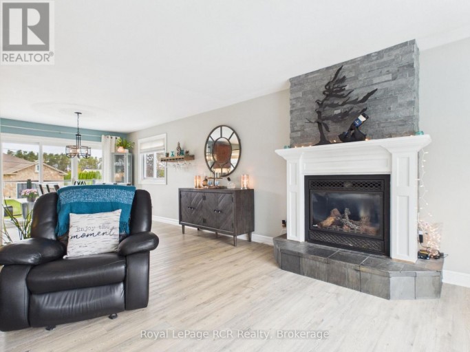 251 PEARSON STREET, Meaford, Ontario, N4L1L6