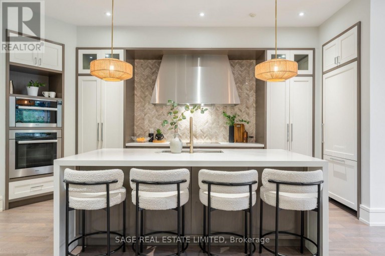 5 THURLOE AVENUE, Toronto (Mount Pleasant East), Ontario, M4S0B4