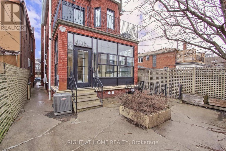 UNIT 2 - 1201 DOVERCOURT ROAD, Toronto (Wychwood), Ontario, M6H2Y1