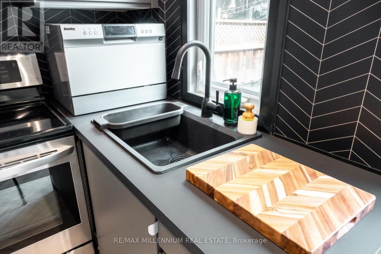 MAIN - 797 PAPE AVENUE, Toronto (Danforth), Ontario, M4K3T2
