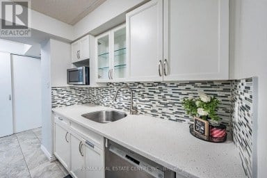 315 - 1525 DIEFENBAKER COURT Pickering (Town Centre) Ontario photo 13