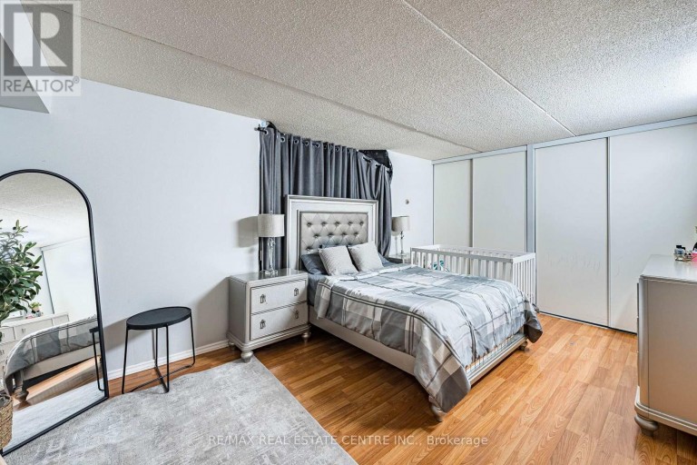 315 - 1525 DIEFENBAKER COURT, Pickering (Town Centre), Ontario, L1V3W1