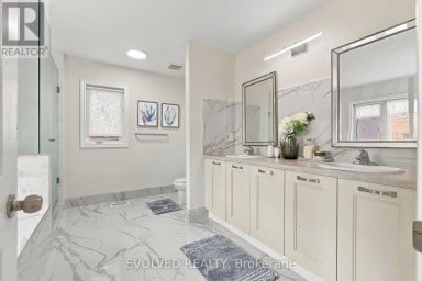 28 VIVIAN CREEK ROAD East Gwillimbury (Mt Albert) Ontario photo 17