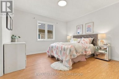 28 VIVIAN CREEK ROAD East Gwillimbury (Mt Albert) Ontario photo 19