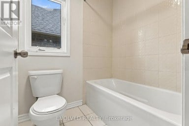 28 VIVIAN CREEK ROAD East Gwillimbury (Mt Albert) Ontario photo 22