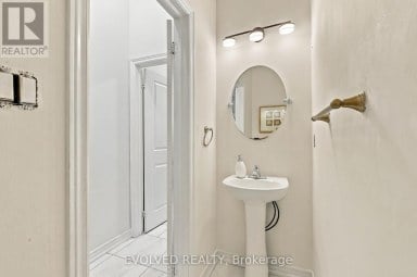 28 VIVIAN CREEK ROAD East Gwillimbury (Mt Albert) Ontario photo 28