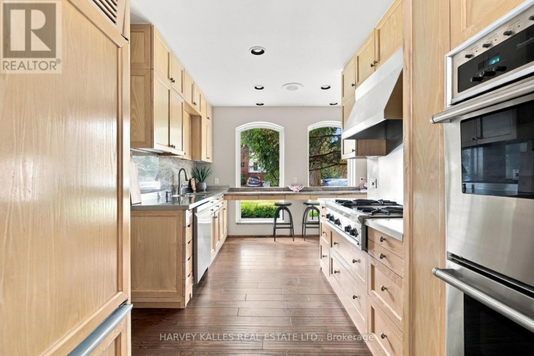 148 STRATHALLAN BOULEVARD, Toronto (Lawrence Park South), Ontario, M5N1S7