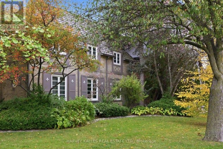 148 STRATHALLAN BOULEVARD, Toronto (Lawrence Park South), Ontario, M5N1S7