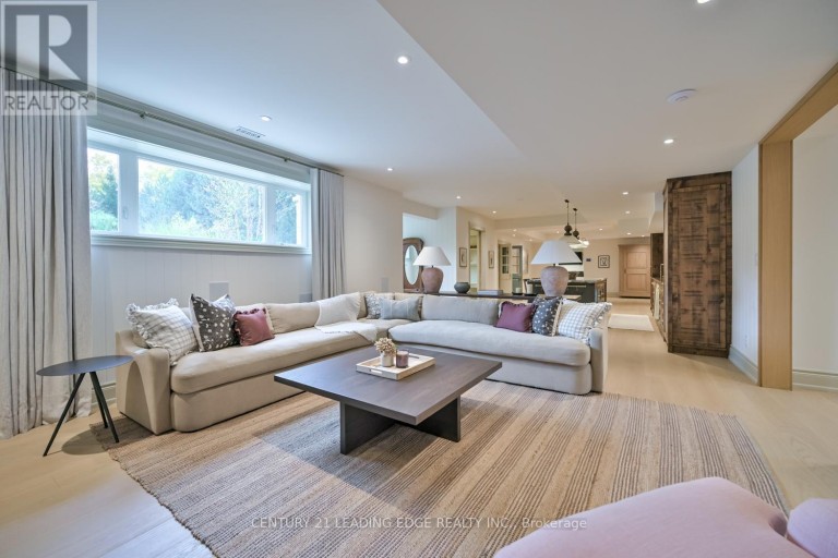 43 NEWTON REED CRESCENT, Uxbridge, Ontario, L9P0R3