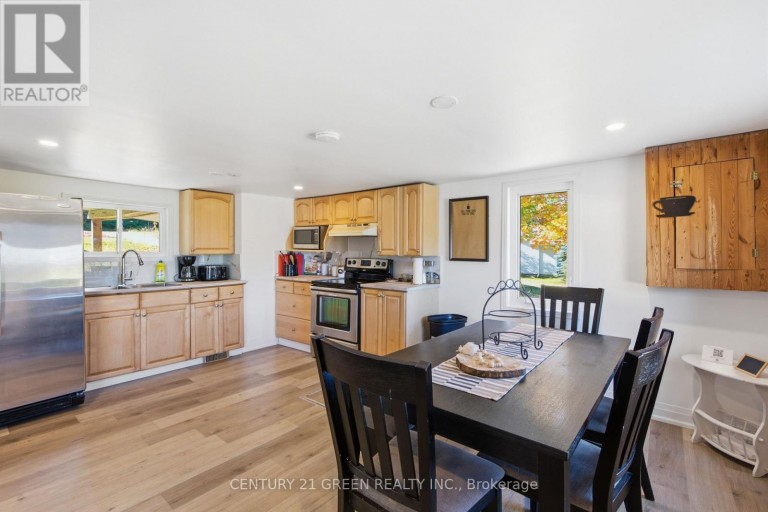135 VILLAGE STREET, Hastings Highlands (Herschel Ward), Ontario, K0L1C0
