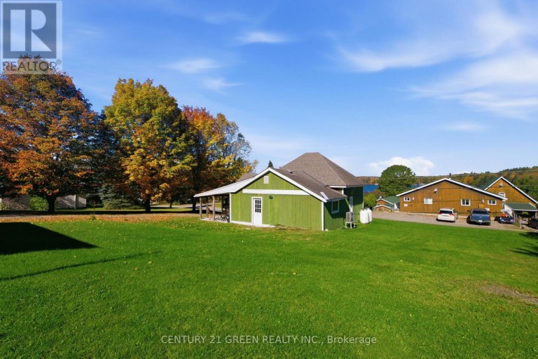 135 VILLAGE STREET, Hastings Highlands (Herschel Ward), Ontario, K0L1C0