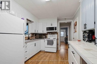 12 ALBERT ROAD Quinte West (Frankford Ward) Ontario photo 10