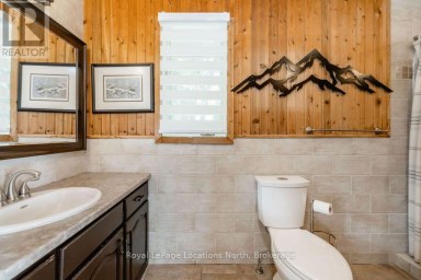8 SEELEY COURT Wasaga Beach Ontario photo 13