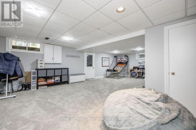 8 SEELEY COURT Wasaga Beach Ontario photo 36