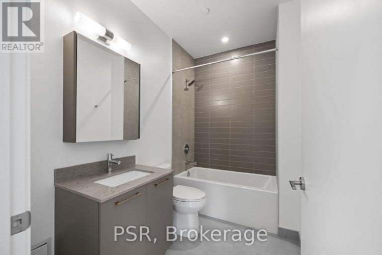 913 - 101 ROEHAMPTON AVENUE, Toronto (Mount Pleasant West), Ontario, M4P2W2
