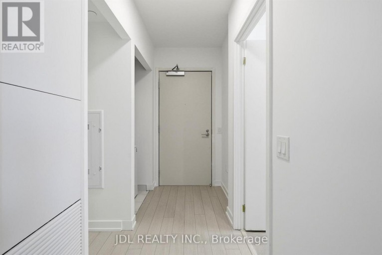 808 - 4010 EGLINTON AVENUE W, Toronto (Humber Heights), Ontario, M9A0G5
