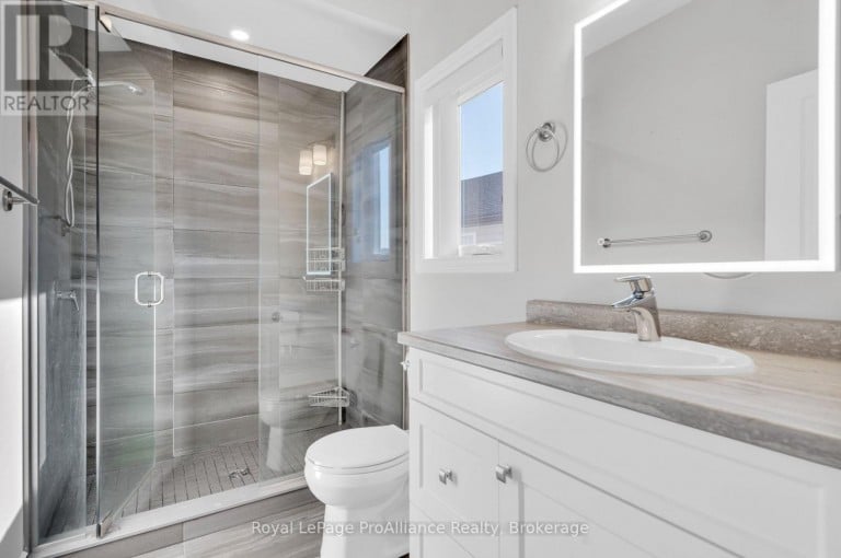 16 LEHTINEN CRESCENT, Belleville (Belleville Ward), Ontario, K8P0H4