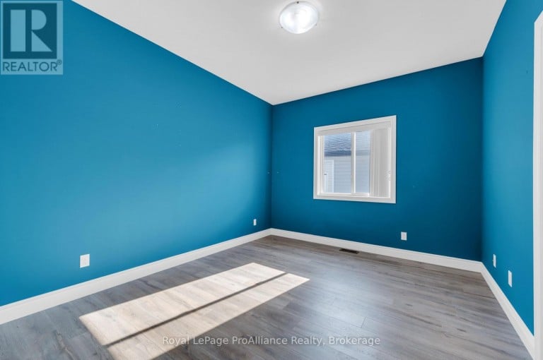 16 LEHTINEN CRESCENT, Belleville (Belleville Ward), Ontario, K8P0H4