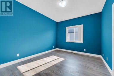 16 LEHTINEN CRESCENT Belleville (Belleville Ward) Ontario photo 15
