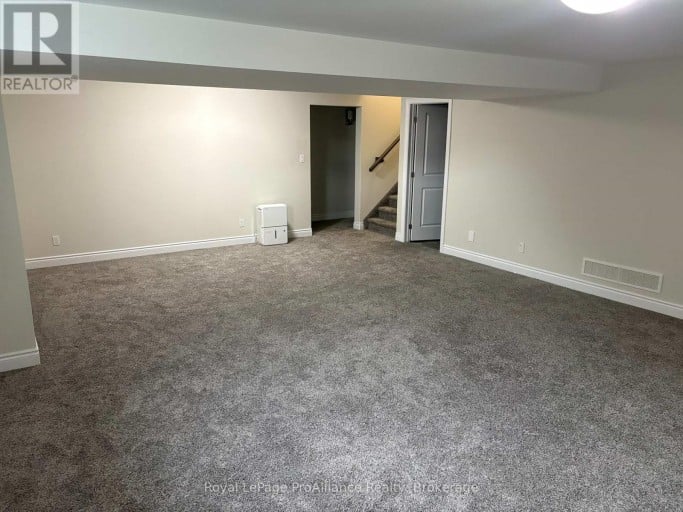 16 LEHTINEN CRESCENT, Belleville (Belleville Ward), Ontario, K8P0H4