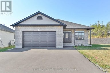16 LEHTINEN CRESCENT Belleville (Belleville Ward) Ontario photo 2