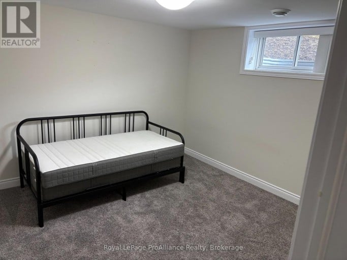 16 LEHTINEN CRESCENT, Belleville (Belleville Ward), Ontario, K8P0H4
