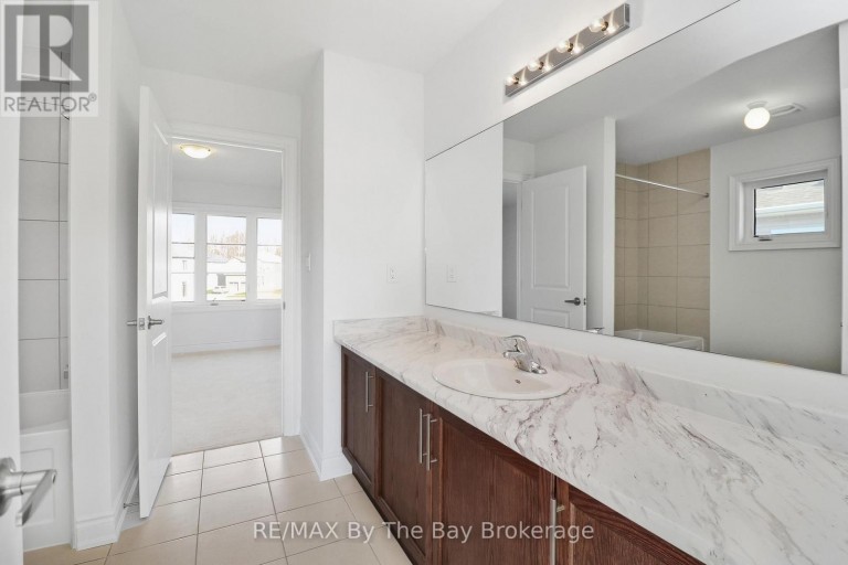 50 AMBER DRIVE, Wasaga Beach, Ontario, L9Z0R8