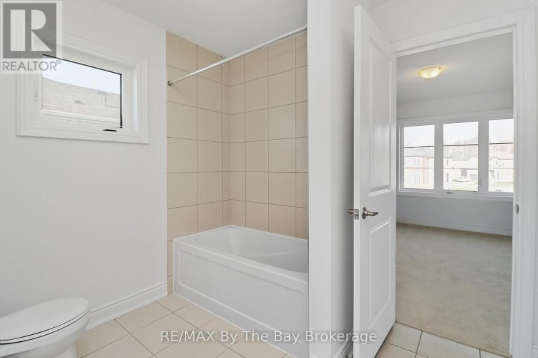50 AMBER DRIVE, Wasaga Beach, Ontario, L9Z0R8